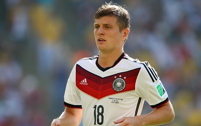 88A8娱乐精华-以色列篮球老将宣布退役泪洒赛场